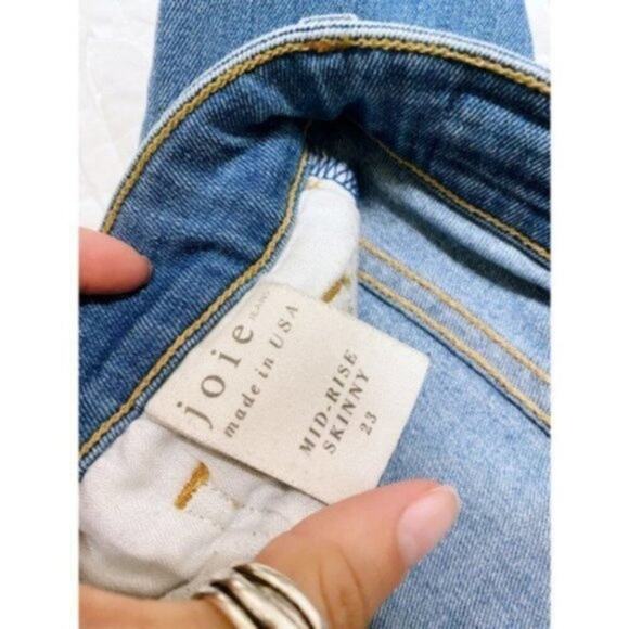 Joie Mid Rise Light Wash Skinny Jeans - Picture 7 of 7